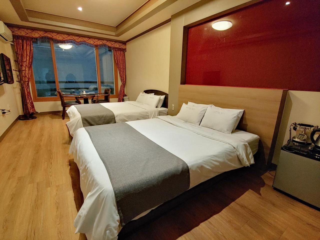 Sky Leaders Hotel Jeju Buitenkant foto