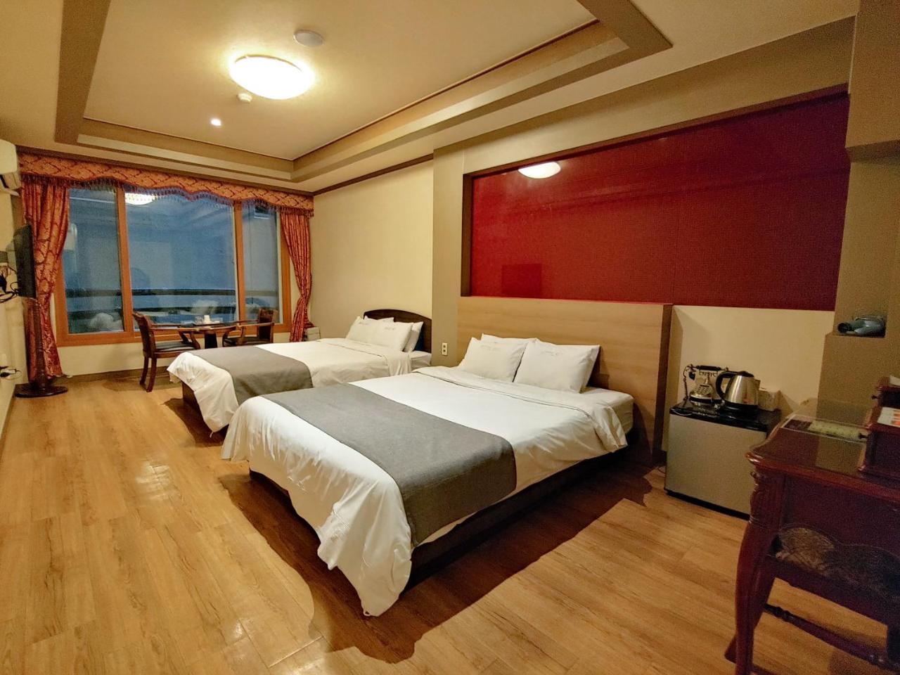 Sky Leaders Hotel Jeju Buitenkant foto