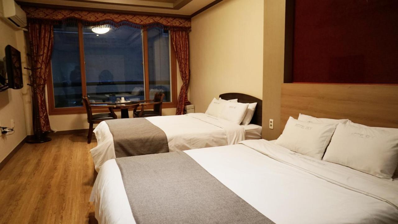 Sky Leaders Hotel Jeju Buitenkant foto